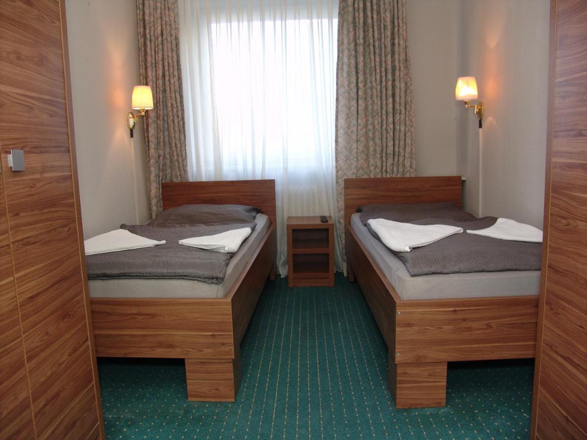 City Hotel Ansbach Am Kadewe Berlin Exterior photo
